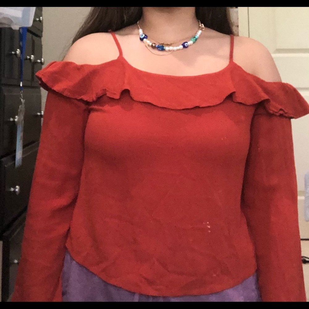 Ruffle detail top
